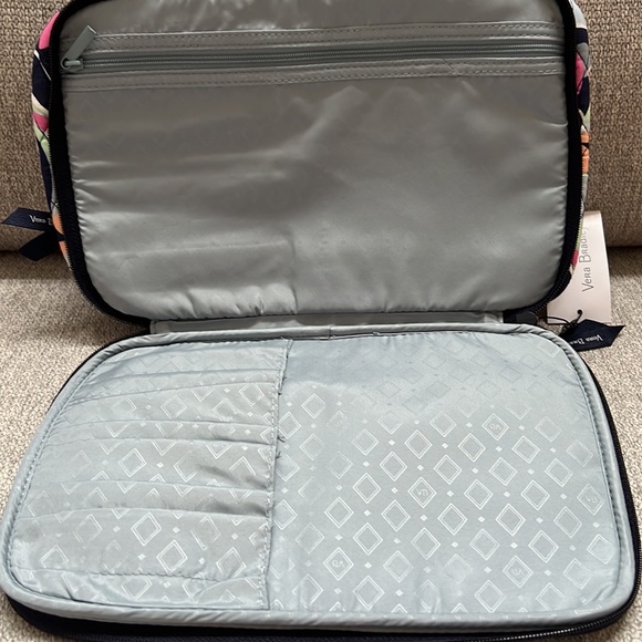 NWT $75 Vera Bradley Large Blush & Brush Makeup Case Mod Paisley - Picture 9 of 9